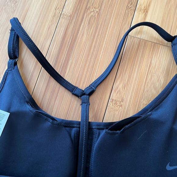 NWT NIKE INDY BRA PADDED - Picture 3 of 5